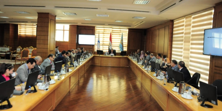 مجلس جامعة كفر الشيخ يشيد بالمراكز المتقدمة في التصنيفات الدولية