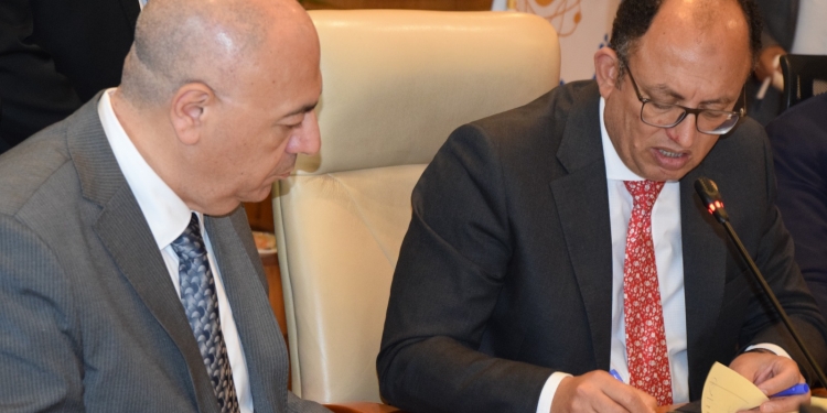 رئيس جامعة حلوان: حريصون على توفير بيئة تعليمية مميزة لطلابنا