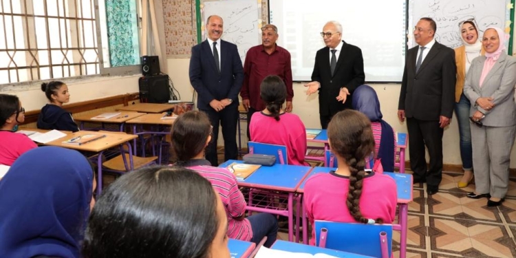 لتفادي أخطاء الأعوام السابقة.. 3 مطالب لأبناؤنا في الخارج قبل الامتحانات