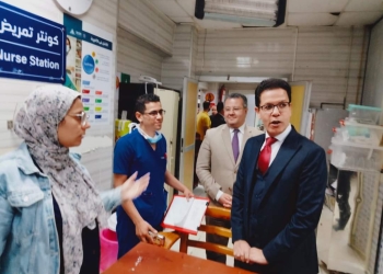 رئيس جامعة بنها يتفقد الخدمة الطبية بالمستشفى الجامعى