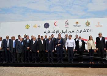 عقب إطلاق أكبر قافلة مساعدات..مدبولي: مصر وقفت قيادة وحكومة وشعبا مع أهالينا في غزة