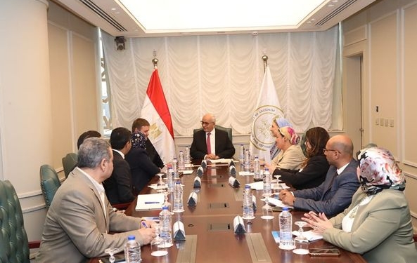 التربية والتعليم: وضع معايير جديدة للمعلم مع العديد من الشركاء الدوليين والأكاديمية المهنية للمعلمين