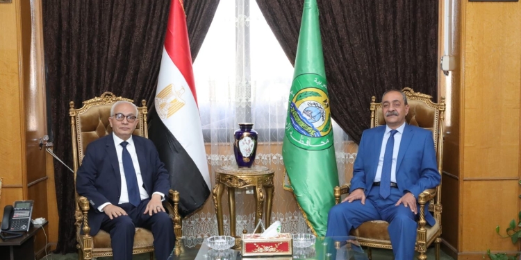 "حجازي" يصل الإسماعيلية لمتابعة انتظام سير الدراسة 2023/2024