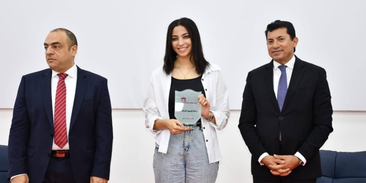 وزير الشباب والرياضة يشهد افتتاح المقر الجديد للجامعة المصرية الصينية بمدينة نصر