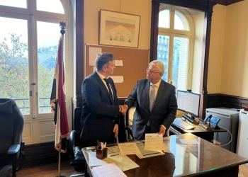 وزير التعليم العالي يوقع اتفاقية إطارية نواة لتحالفات جامعات البحر الأبيض المتوسط مع وفد جامعة ليون الفرنسية