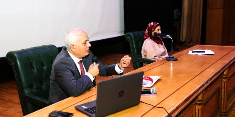 رسالة "حجازي" لخريجي المبادرة الرئاسية لتدريب ألف مدير مدرسة