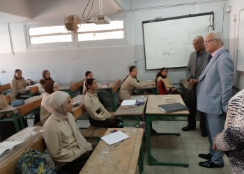 «تعليم القاهرة» توجه بتذليل أى صعوبات تواجه الطلاب وأولياء الأمور