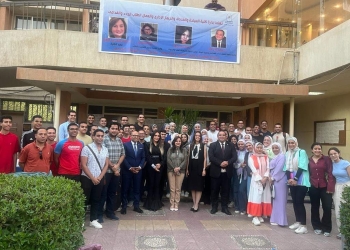 سياحة وفنادق حلوان تنظم ورشة تعريفية للطلاب لتأهيلهم لسوق العمل