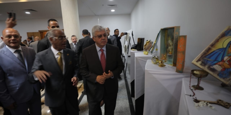 وزير التعليم العالي يفتتح عددًا من المشروعات الجديدة بجامعة بورسعيد بتكلفة مليار ونصف المليار جنيه