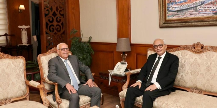 “حجازي” يزور محافظة بورسعيد لمتابعة انضباط العام الدراسى ٢٠٢٣ / ٢٠٢٤