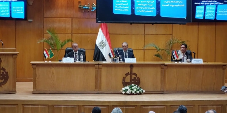 رئيس جامعة بنها: حريصون على المشاركة فى كافة مبادرات بناء الإنسان المصرى