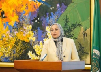 رئيس جامعة عين شمس يشارك في المنتدى العالمي الصيني العربي للتنمية