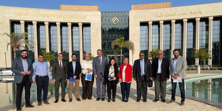 “تكنولوجيا الأعمال” بـ”مصر للمعلوماتية” تدشن المجلس الاستشاري للكلية