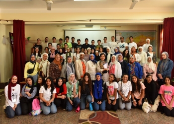 الجامعة الامريكية ومبادرة تعليم الاستدامة والمهارات لطلاب المدارس