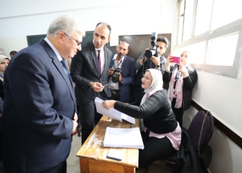 وزير التعليم العالي يمنح العاملين بالوزارة “نصف يوم” للإدلاء بأصواتهم