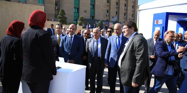 بمشاركة 140 مؤسسة.. رئيس جامعة النهضة يفتتح الملتقي التوظيفي السادس