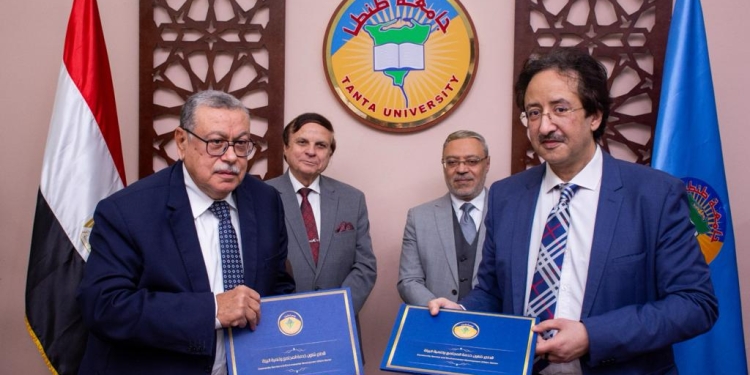 رئيس جامعة طنطا يشهد توقيع ٦بروتوكولات مع القطاع الصناعى