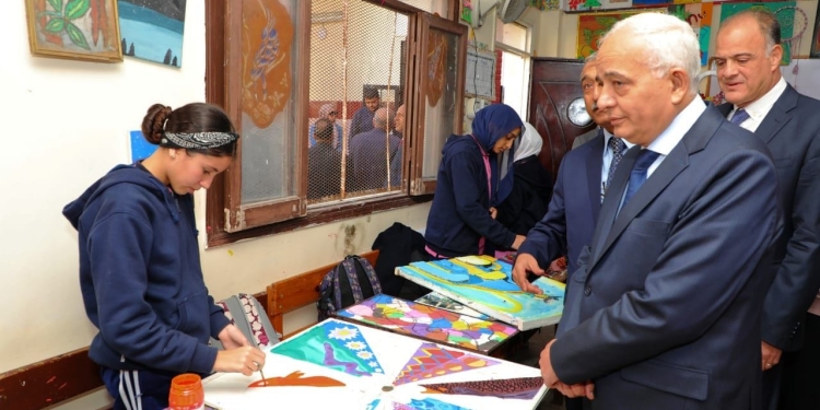 التربية والتعليم تعلن التوسع في هذا النوع من المدارس وإنشاء مدرسة بكل محافظة