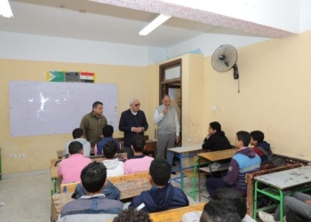 مفتاح المكتب وتسريب معلومات.. إحالة موظفة ومعلم بمدرسة بأسيوط للمحاكمة التأديبية