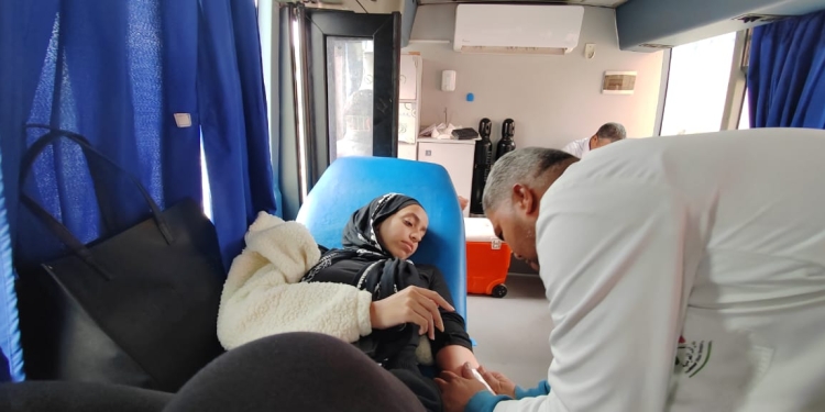 حملة للتبرع بالدم بالجامعة الألمانية بالقاهرة