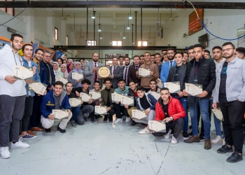 تدريب عملى لطلاب هندسة المنوفية الأهلية بمؤسسة لتصنيع المعامل التعليمية