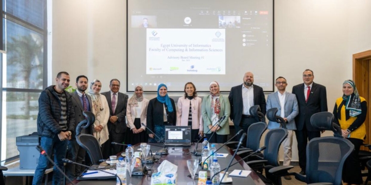 كلية علوم الحاسب والمعلومات بجامعة مصر للمعلوماتية تعقد الاجتماع الأول لمجلسها الإستشاري
