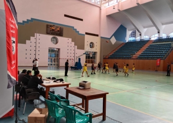 جولة تفقدية لرئيس جامعة حلوان للملاعب الرياضية