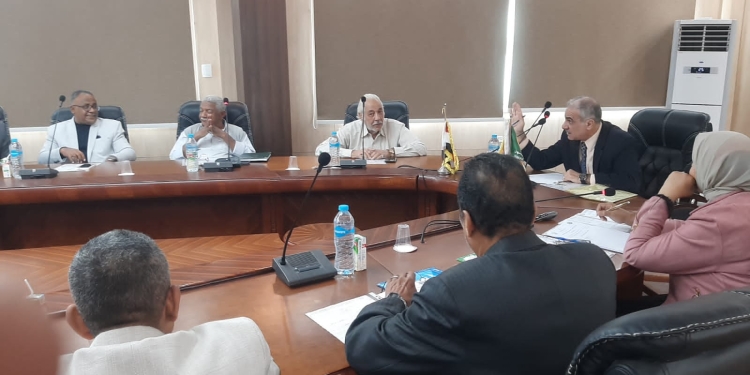 استعدادات جامعة أسوان لامتحانات الفصل الدراسي الاول