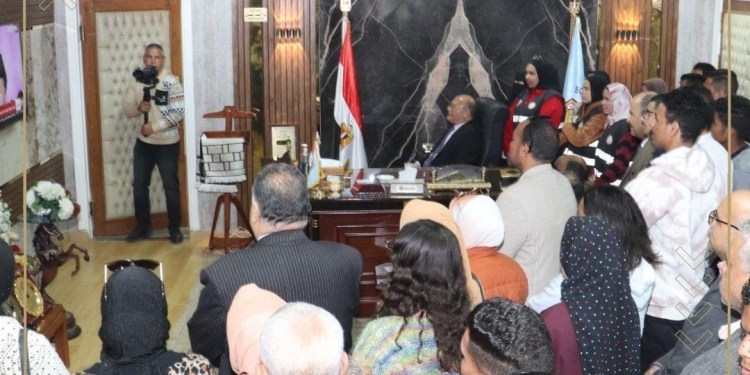 أجواء احتفالية بالجامعات عقب إعلان فوز الرئيس السيسي  رئيساً للجمهورية