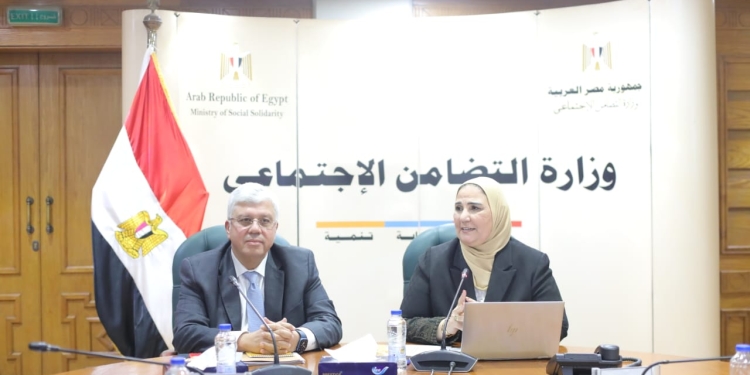 عاشور والقباج  يبحثان الاستثمار في الشباب وذوي الإعاقة والطلاب المنتجين بالجامعات