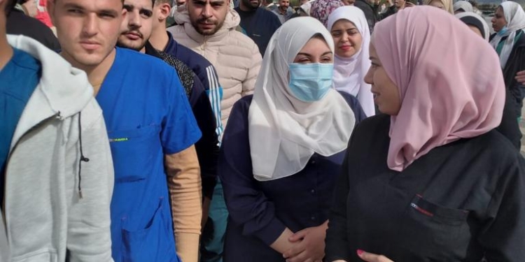 أطباء وموظفي مستشفي بدر الجامعي يشاركوا في الانتخابات الرئاسية