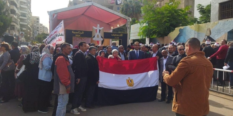 العاملون بوزارة التعليم العالي يدلون بأصواتهم في الانتخابات الرئاسية