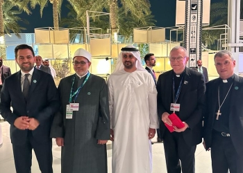 رئيس جامعة الأزهر يزور جناح الأديان في COP28 ويشيد بجهود مجلس حكماء المسلمين في مواجهة التحديات العالمية