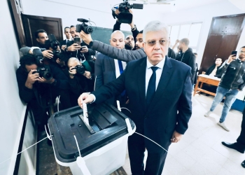 وزير التعليم العالي يُدلي بصوته في الانتخابات الرئاسية.. و3 توجيهات بشأن الاستحقاق