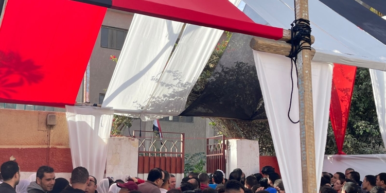 اقبال كبير من طلاب جامعة بنها للإدلاء بأصواتهم فى الانتخابات الرئاسية