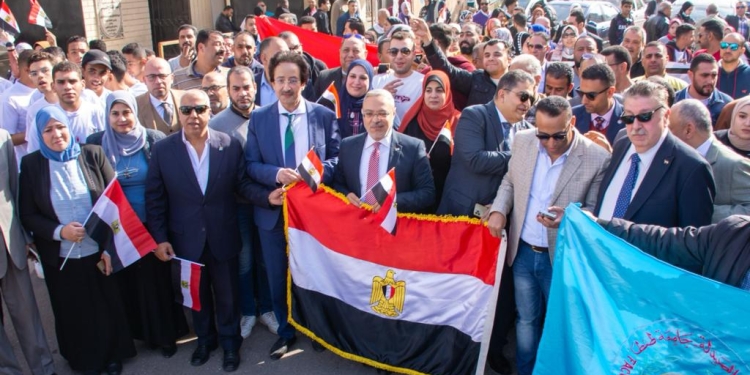 رئيس جامعة طنطا يشيد بوعي الطلاب بالاصطفاف فى الانتخابات الرئاسية