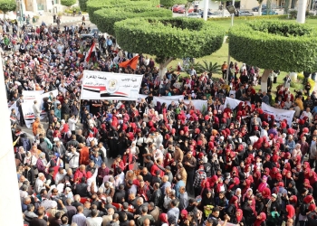 جامعة القاهرة تواصل تنظيم مسيرات حاشدة من منتسبيها للإدلاء بأصواتهم في انتخابات الرئاسة المصرية 2024