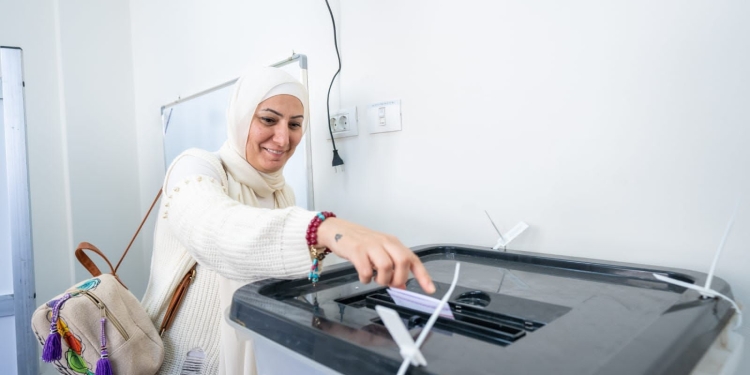 موظفو جامعة مصر للمعلوماتية وطلابها يدلون بأصواتهم في الانتخابات الرئاسية