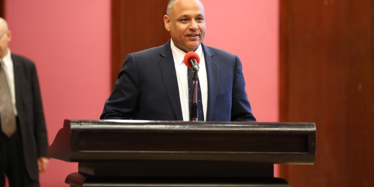 رئيس أكاديمية البحث العلمي والتكنولوجيا يشيد بجهود جامعة الأزهر في الحفاظ على اللغة العربية