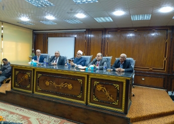 رئيس جامعة الأزهر يلتقي عمداء كليات الوجه البحري في كلية اللغة العربية