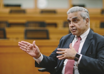 كيشور محبوباني: الفهم العميق للصين من أبرز الأوليات في الوقت الحاضر، فلماذا؟