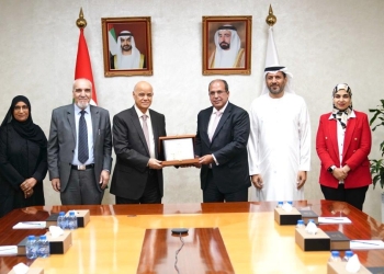 رئيس الجامعة البريطانية في مصر يزور جامعة الشارقة لبحث سبل التعاون
