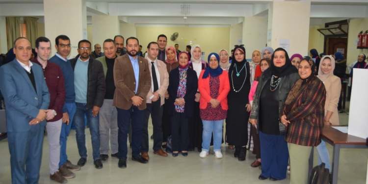 افتتاح المشروعات المُتنافسة على التأهل للمعرض الدولي بالولايات المتحدة الأمريكية