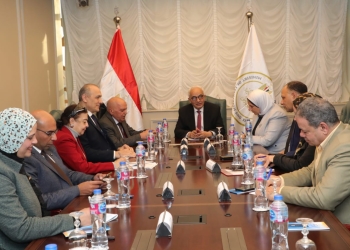 إطلاق حوار مجتمعى مع المعلمين حول وثيقة المعايير الجديدة