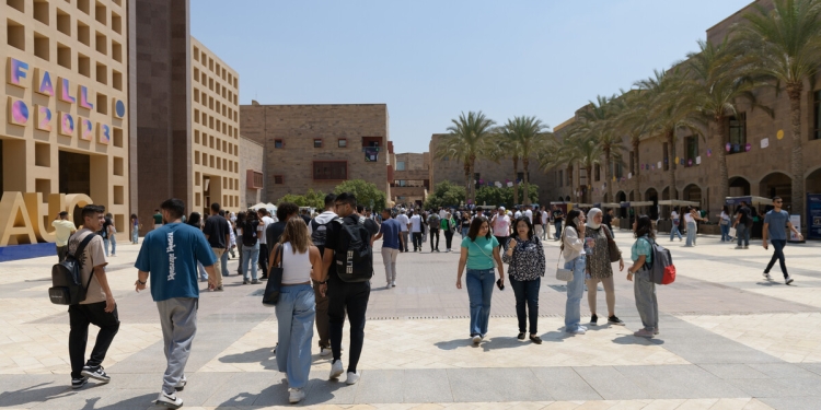 الأمريكية بالقاهرة تفوز كأفضل جامعة خالية من التدخين في المنطقة العربية