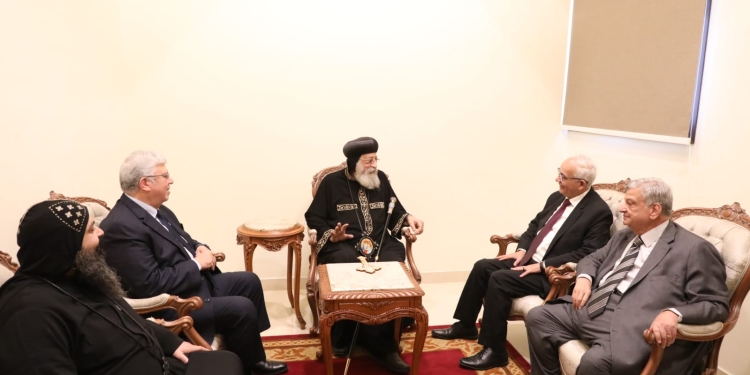 وزيرا التعليم والتعليم العالي يتقدما التهنئة للبابا تواضروس الثاني بمناسبة عيد الميلاد المجيد