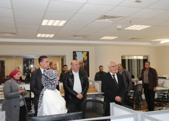 “حجازي” يستهل العام الجديد بتفقد مبنى “التعليم” لمتابعة سير العمل