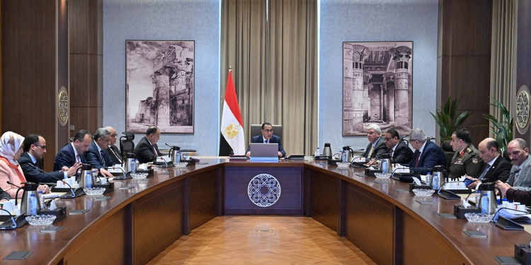 بتعاون 3 وزارات.. تفاصيل خطة "الحكومة" لسد العجز في المعلمين