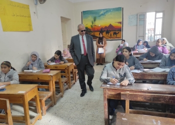  تدريس الأخلاق في المناهج التعليمية.. خبير يقدم روشته لحل ازمة تدريس الدين