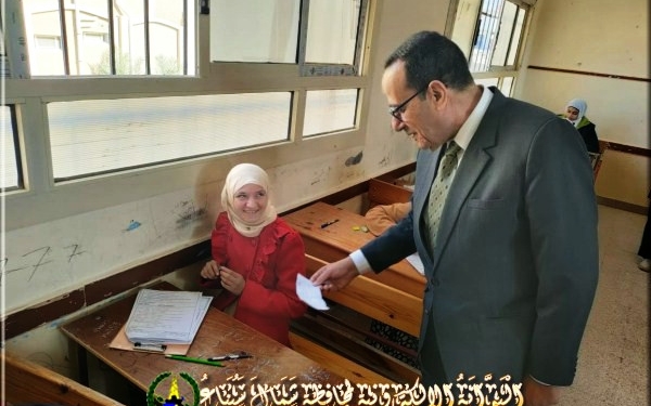 وكيل "التعليم" بشمال سيناء: امتحانات الإعدادية من المنهج ولم نتلق شكاوي